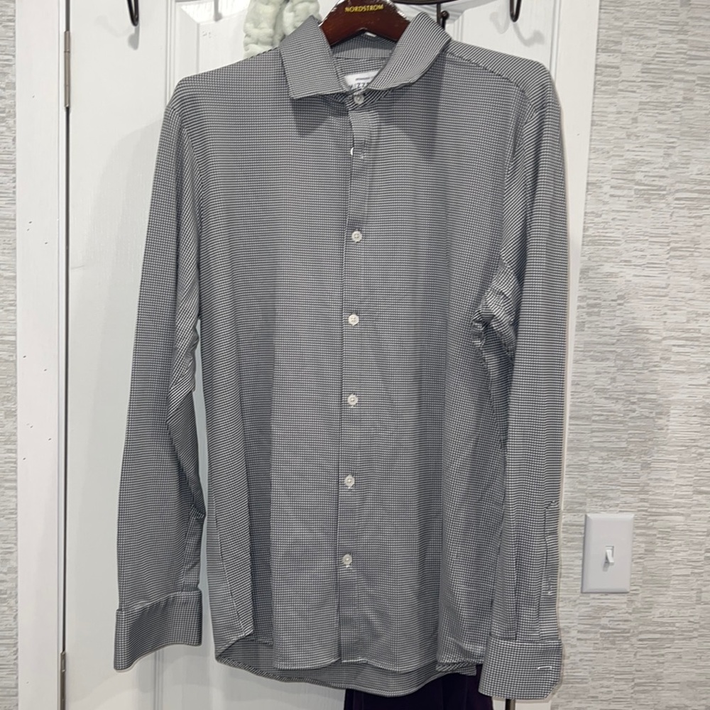 Mizzen + Main trim fit performance button up